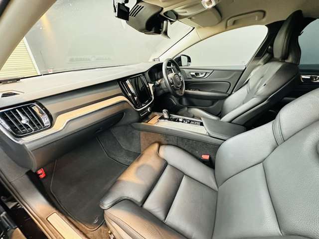ボルボ Ｖ６０クロスカントリー Ｂ５ ＡＷＤ ４ＷＤ R3年 (関東) 99