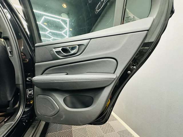 ボルボ Ｖ６０クロスカントリー Ｂ５ ＡＷＤ ４ＷＤ R3年 (関東) 99