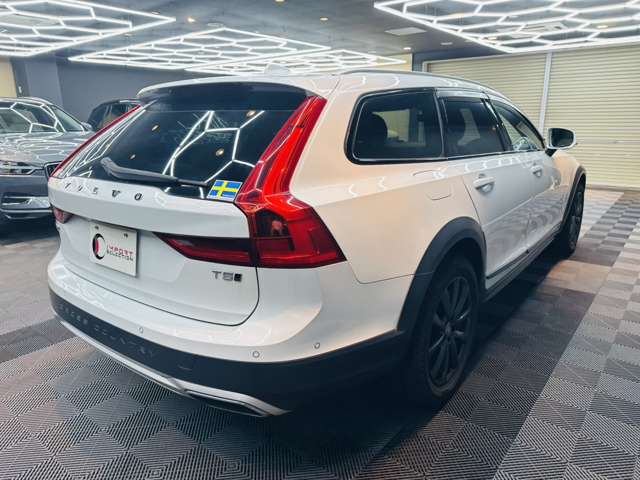 ボルボ Ｖ９０クロスカントリー Ｔ５ ＡＷＤ モメンタム ４ＷＤ H30年 (関東) 99
