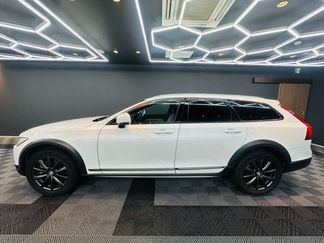 ボルボ Ｖ９０クロスカントリー Ｔ５ ＡＷＤ モメンタム ４ＷＤ H30年 (関東) 99