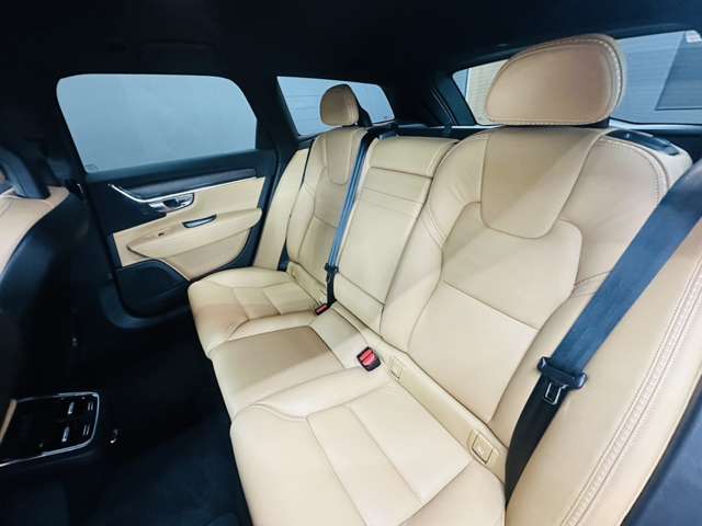 ボルボ Ｖ９０クロスカントリー Ｔ５ ＡＷＤ モメンタム ４ＷＤ H30年 (関東) 99