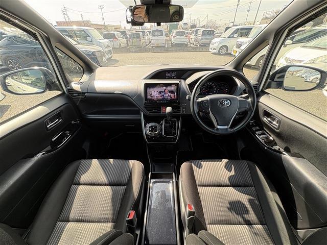 トヨタ ヴォクシー ２．０ ＺＳ 煌ＩＩ R1年 (九州・沖縄) 99