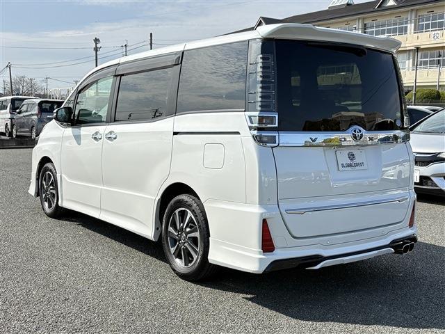 トヨタ ヴォクシー ２．０ ＺＳ 煌ＩＩ R1年 (九州・沖縄) 99