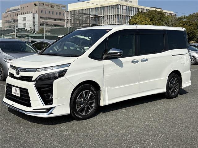 トヨタ ヴォクシー ２．０ ＺＳ 煌ＩＩ R1年 (九州・沖縄) 99