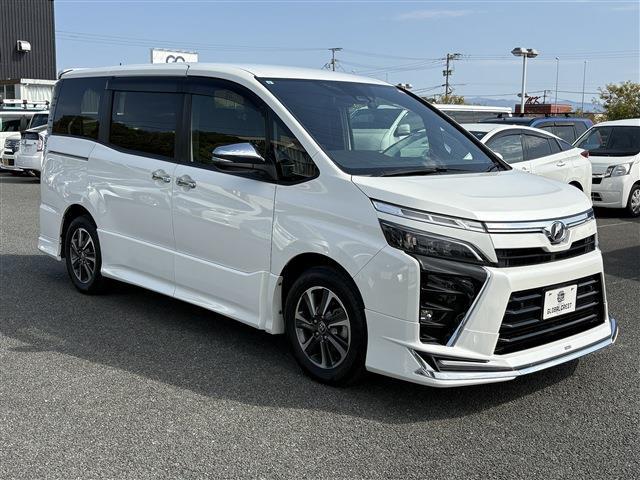 トヨタ ヴォクシー ２．０ ＺＳ 煌ＩＩ R1年 (九州・沖縄) 99