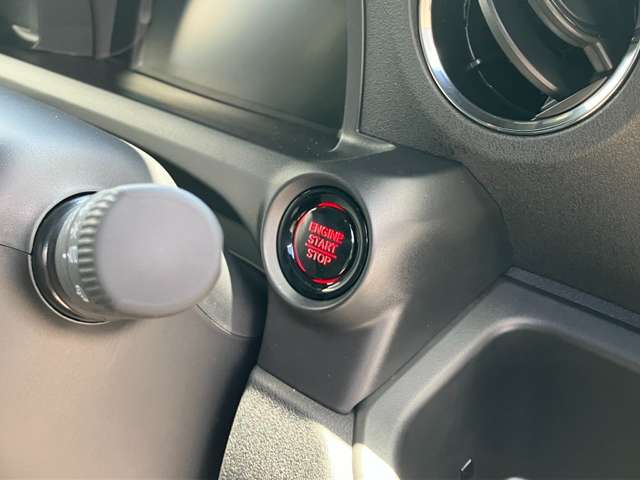 ホンダ Ｎ　ＢＯＸ カスタム ６６０ ターボ R8年 (九州・沖縄) 99