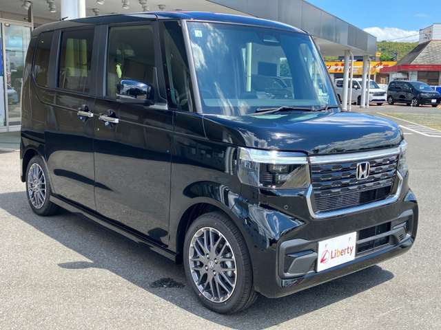 ホンダ Ｎ　ＢＯＸ カスタム ６６０ ターボ R8年 (九州・沖縄) 99