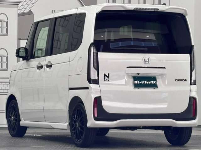 ホンダ Ｎ　ＢＯＸ カスタム ６６０ ターボ ブラック スタイル R8年 (甲信越・北陸) 99
