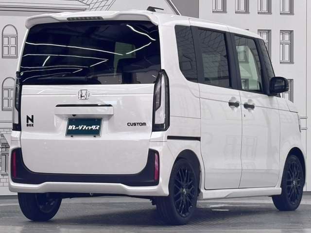 ホンダ Ｎ　ＢＯＸ カスタム ６６０ ターボ ブラック スタイル R8年 (甲信越・北陸) 99
