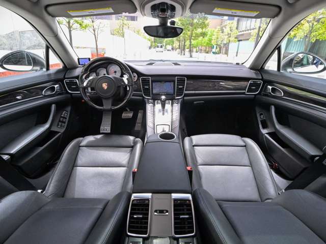 ポルシェ パナメーラ ４Ｓ ＰＤＫ ４ＷＤ H24年 (関東) 99