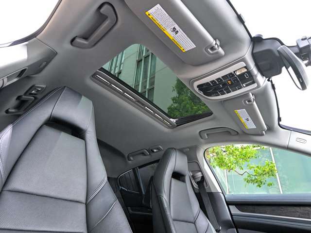 ポルシェ パナメーラ ４Ｓ ＰＤＫ ４ＷＤ H24年 (関東) 99