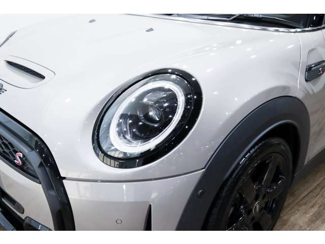 ミニ ミニ クーパーＳＤ ５ドア プレミアムプラスパッケージ R5年 (関東) 99