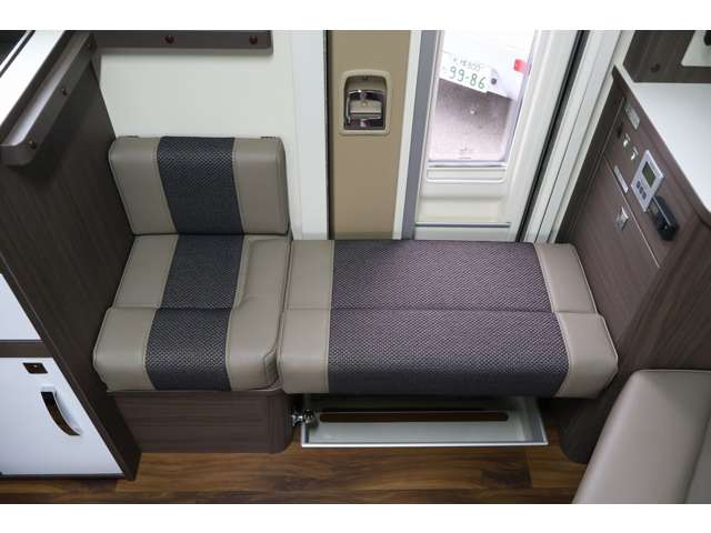 トヨタ カムロード キャンピングカーナッツＲＶクレア５．３Ｘ R6年 (東北) 99