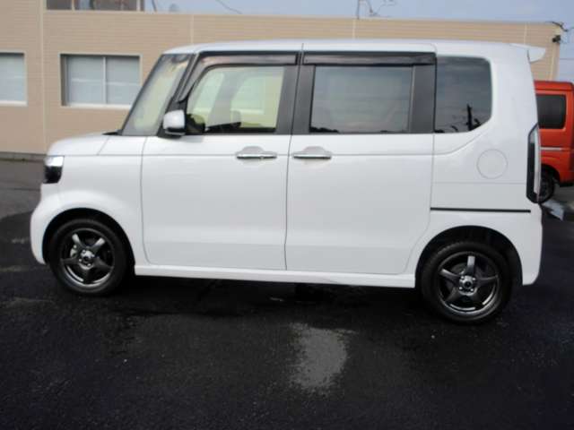 ホンダ Ｎ　ＢＯＸ カスタム ６６０ ターボ コーディネートスタイル モノトーン ４ＷＤ R6年 (関東) 99