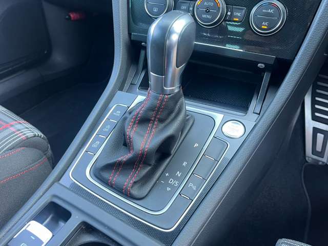 フォルクスワーゲン ゴルフ ＧＴＩ H27年 (関東) 99