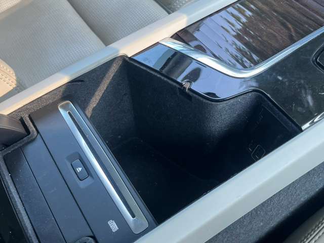 ボルボ ＸＣ９０ Ｔ６ ＡＷＤ インスクリプション ４ＷＤ H29年 (関東) 99