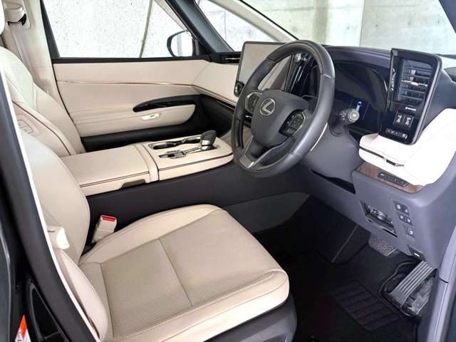 レクサス ＬＭ５００ｈ ５００Ｈ バージョンＬ ４ＷＤ R7年 (近畿) 99