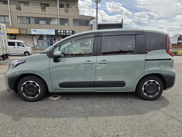 トヨタ シエンタ　ハイブリッド ハイブリッド １．５ Ｚ R6年 (近畿) 99