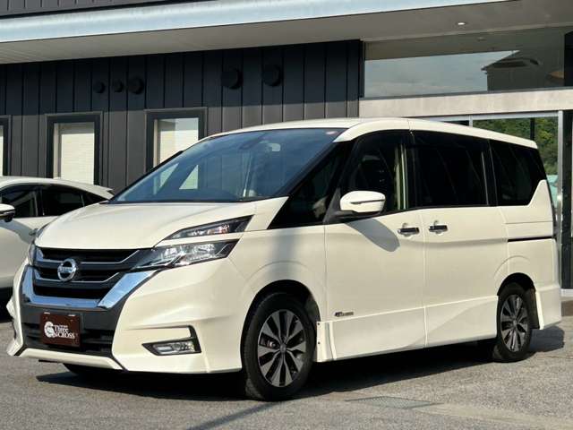 日産 セレナ ２．０ ハイウェイスター H28年 (近畿) 99
