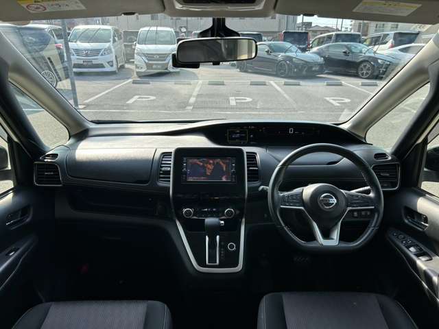 日産 セレナ ２．０ ハイウェイスター H28年 (近畿) 99