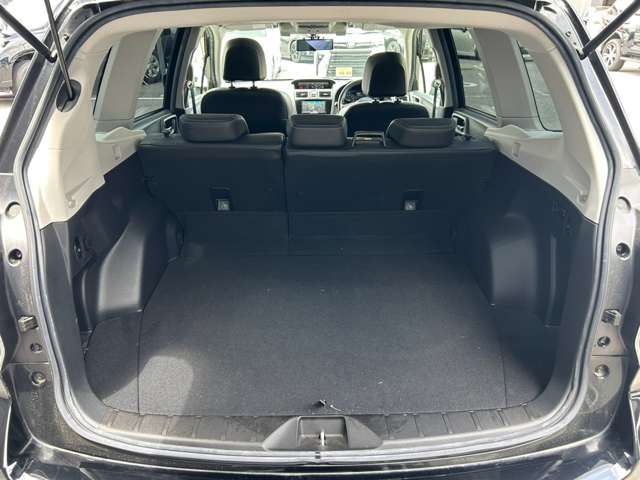 スバル フォレスター ２．０ＸＴ アイサイト ４ＷＤ H28年 (近畿) 99