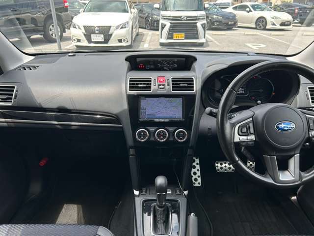 スバル フォレスター ２．０ＸＴ アイサイト ４ＷＤ H28年 (近畿) 99