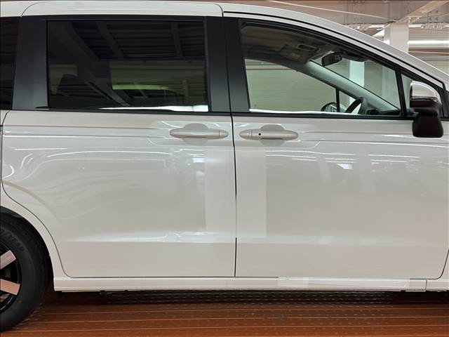 ホンダ フリード Ｅ：ＨＥＶ ＡＩＲ ＥＸ ７人 R8年 (九州・沖縄) 99
