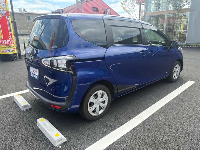 トヨタ シエンタ １．５ ファンベース Ｘ R3年 (九州・沖縄) 99