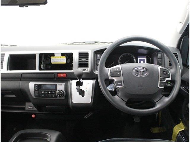 トヨタ ハイエースワゴン ２．７ グランドキャビン ４ＷＤ R8年 (北海道) 99