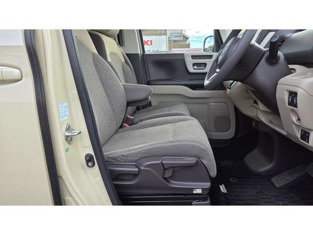 ホンダ Ｎ　ＢＯＸ ６６０ Ｇ ＥＸ ターボ ホンダセンシング H29年 (関東) 99