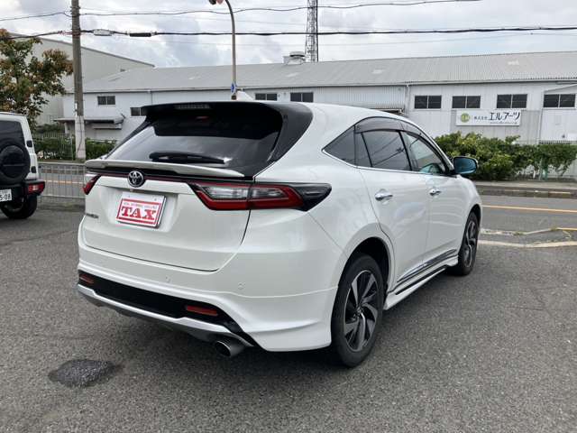 トヨタ ハリアー ２．０ ターボ プレミアム メタル アンド レザーパッケージ H29年 (近畿) 99