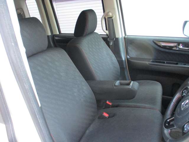 ホンダ Ｎ　ＢＯＸ ６６０ カスタムＧ ターボＡパッケージ ２トーンカラースタイル ４ＷＤ H26年 (近畿) 99