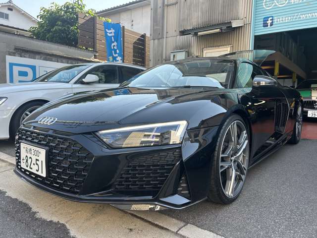 アウディ Ｒ８ Ｖ１０ パフォーマンス ５．２ ＦＳＩ クワトロ ４ＷＤ R3年 (中国) 99