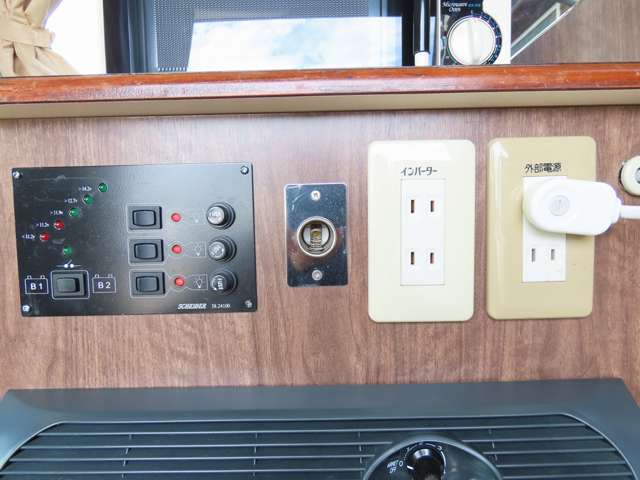 トヨタ ハイエースバン ミスティック製 H24年 (東海) 99