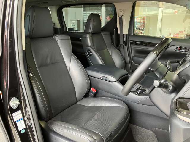 トヨタ ヴェルファイア　ハイブリッド ハイブリッド ２．５ ＺＲ Ｇエディション Ｅ－ＦＯＵＲ ４ＷＤ H27年 (近畿) 99