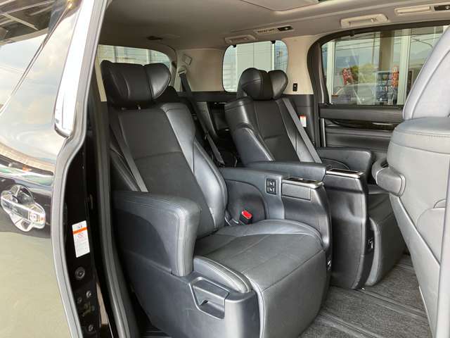 トヨタ ヴェルファイア　ハイブリッド ハイブリッド ２．５ ＺＲ Ｇエディション Ｅ－ＦＯＵＲ ４ＷＤ H27年 (近畿) 99