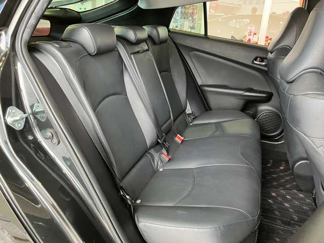 トヨタ プリウス １．８ Ｓ ツーリングセレクション ブラックエディション R3年 (近畿) 99