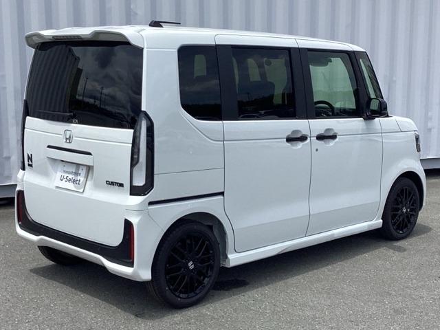 ホンダ Ｎ　ＢＯＸ カスタム ６６０ ターボ ブラック スタイル R8年 (近畿) 99