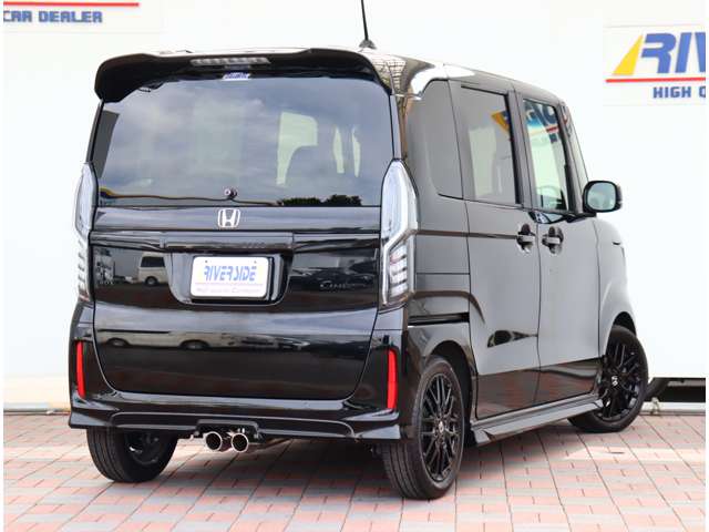 ホンダ Ｎ　ＢＯＸ カスタム ６６０ Ｌ ターボ スタイルプラス ブラック R5年 (関東) 99