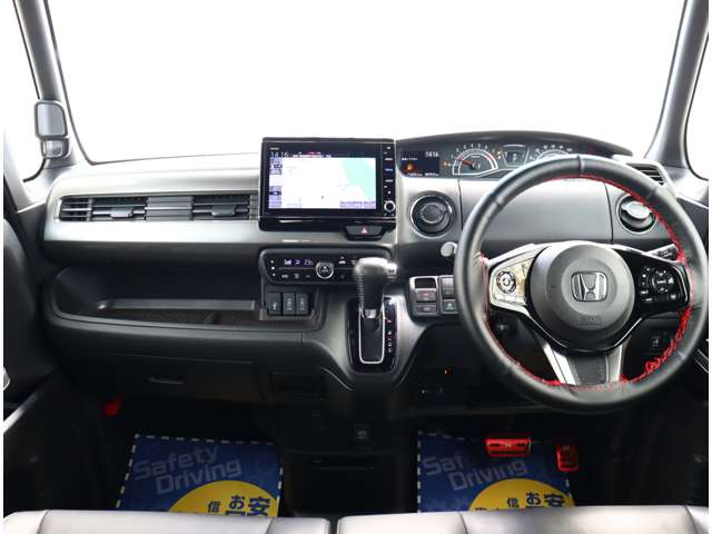 ホンダ Ｎ　ＢＯＸ カスタム ６６０ Ｌ ターボ スタイルプラス ブラック R5年 (関東) 99