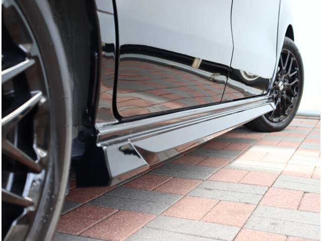 ホンダ Ｎ　ＢＯＸ カスタム ６６０ Ｌ ターボ スタイルプラス ブラック R5年 (関東) 99
