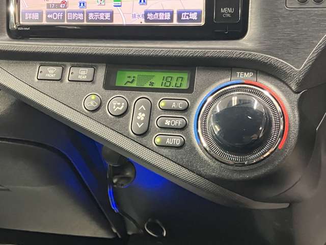 トヨタ アクア １．５ Ｇ H26年 (東海) 99