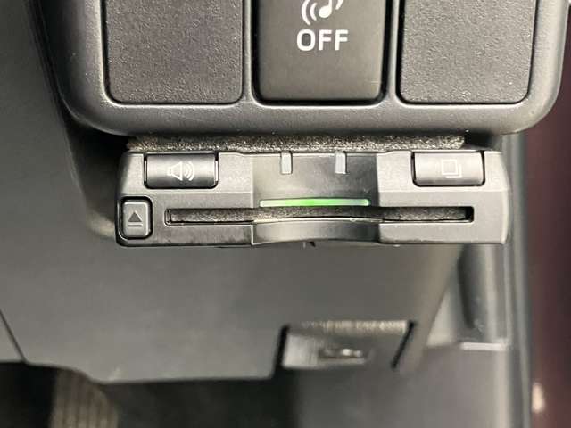 トヨタ アクア １．５ Ｇ H26年 (東海) 99