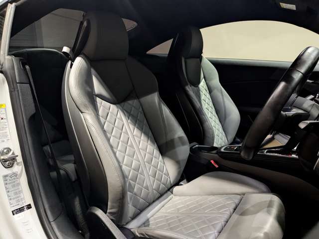 アウディ ＴＴＳ ２．０ ４ＷＤ H28年 () 99