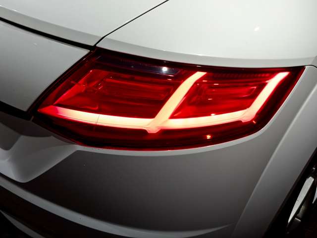アウディ ＴＴＳ ２．０ ４ＷＤ H28年 () 99