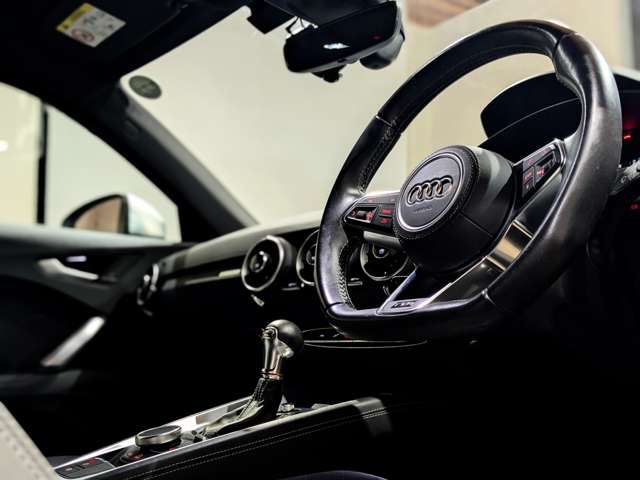 アウディ ＴＴＳ ２．０ ４ＷＤ H28年 () 99
