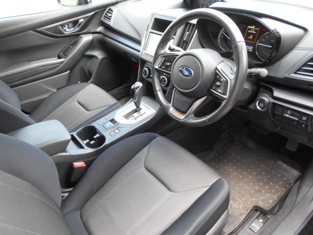 スバル インプレッサスポーツ １．６ Ｉ－Ｌ アイサイト ４ＷＤ H30年 () 99