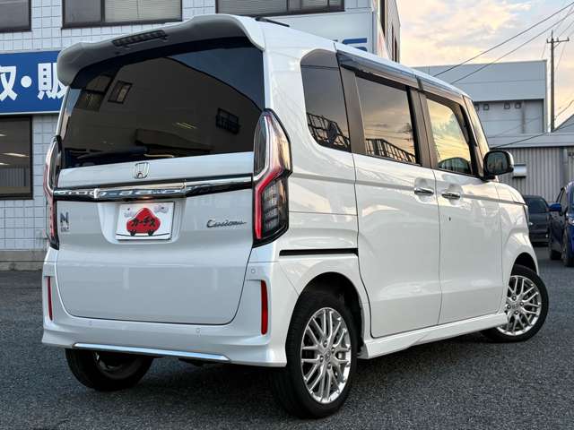 ホンダ Ｎ　ＢＯＸ カスタム ６６０ Ｌ ターボ ４ＷＤ R5年 () 99