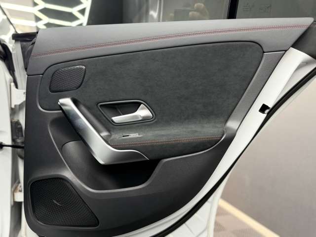 メルセデスベンツ ＣＬＡクラス ＣＬＡ２００Ｄ ＡＭＧライン ディーゼルターボ R2年 (関東) 99