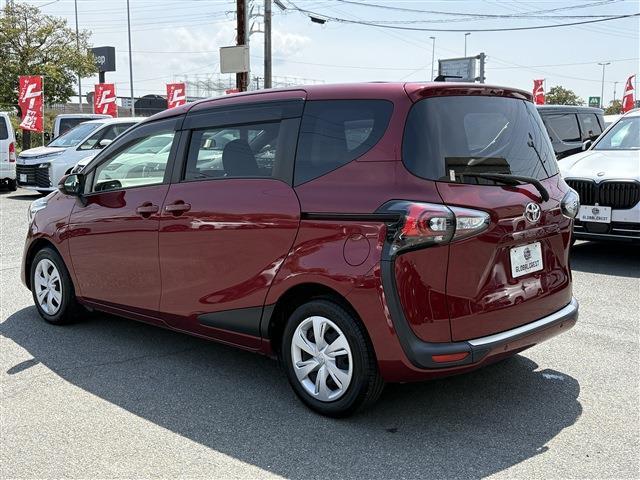 トヨタ シエンタ １．５ ファンベース Ｇ R1年 (九州・沖縄) 99